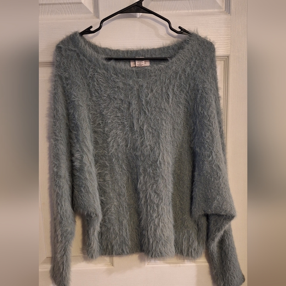If It Were Me Cozy Fuzzy Womens Sweater Size Medium Spruce Green